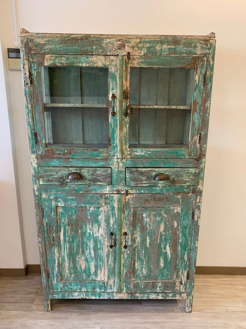 アンティークキャビネット 希少カラー　グリーンペイント　年代物　ビンテージ家具