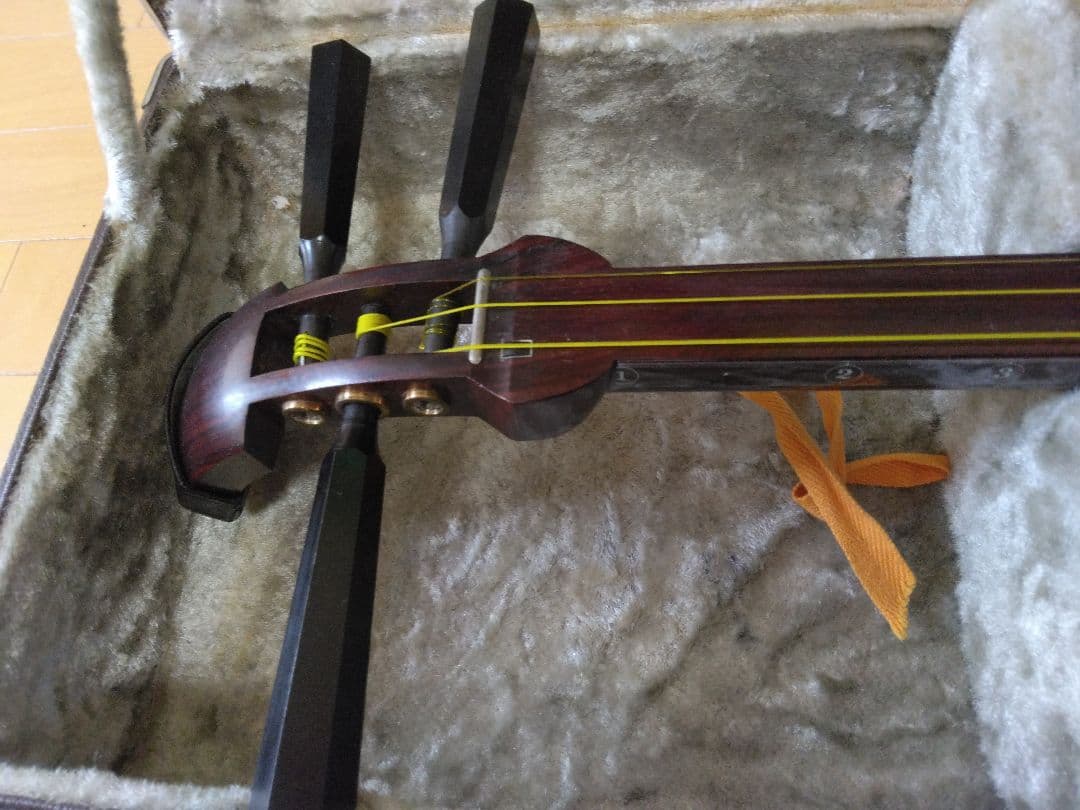 青空　　中棹三味線 撥 小物付き