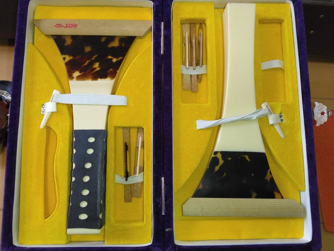 青空　　中棹三味線 撥 小物付き