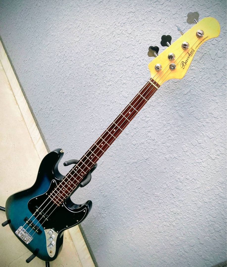 ベース BUCCHUS Universe series Jazz BASS