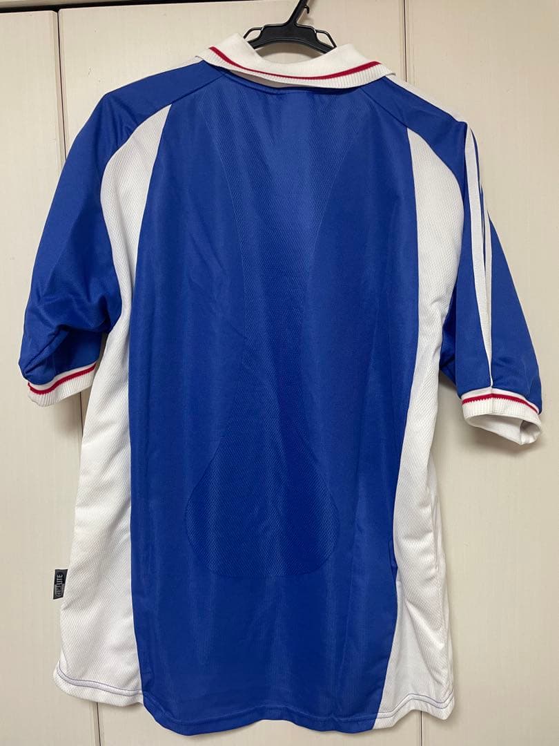 ストイコビッチサイン入りユニフォーム