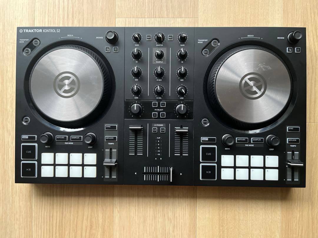 ③TRAKTOR KONTROL S2 MK3 DJコントローラー