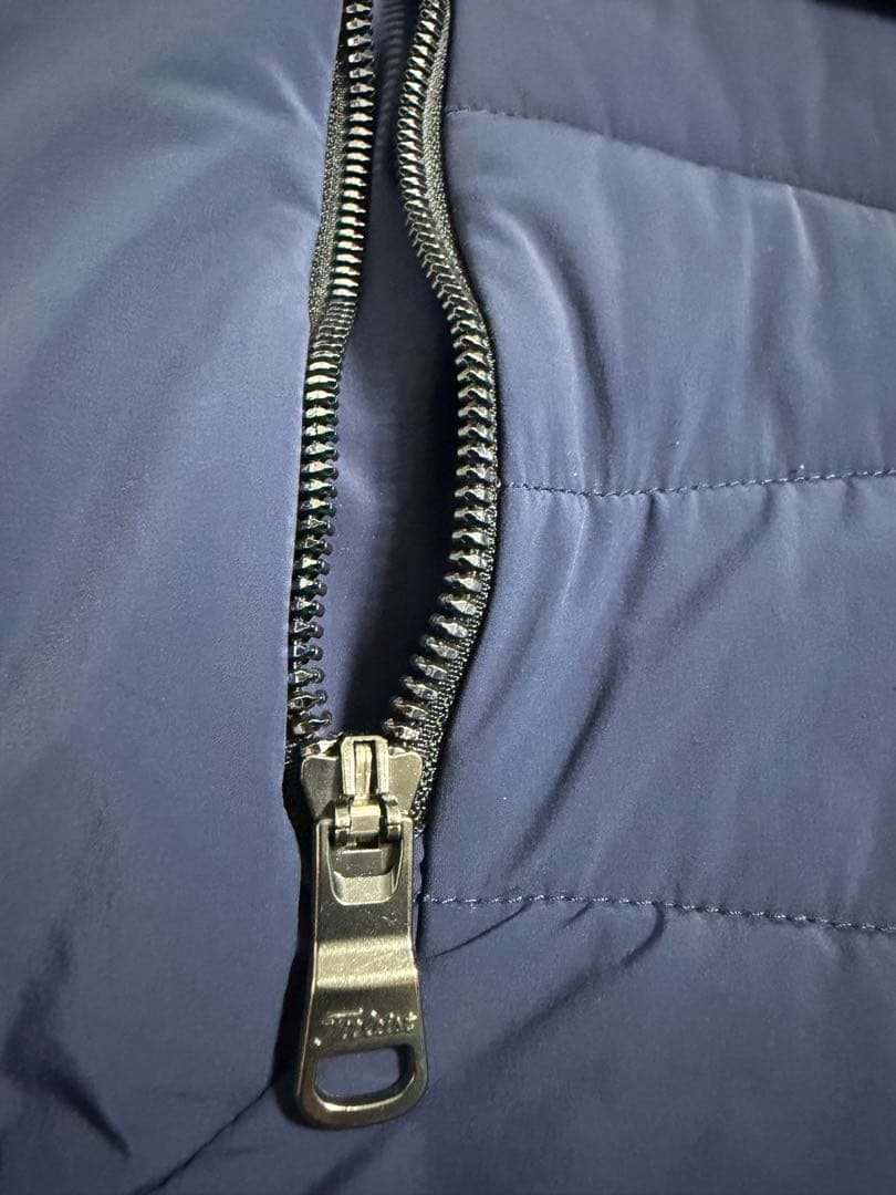 タイトリスト　ストレッチ中綿ジャケット　L インサレーション