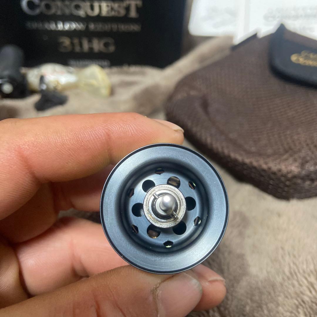【美品】シマノ 24カルカッタコンクエストシャローエディション31HG(左巻き)
