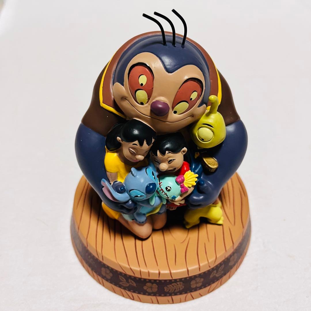 ディズニーストア　スティッチ　20周年　フィギュア　リロ　ナニ　ジャンバ