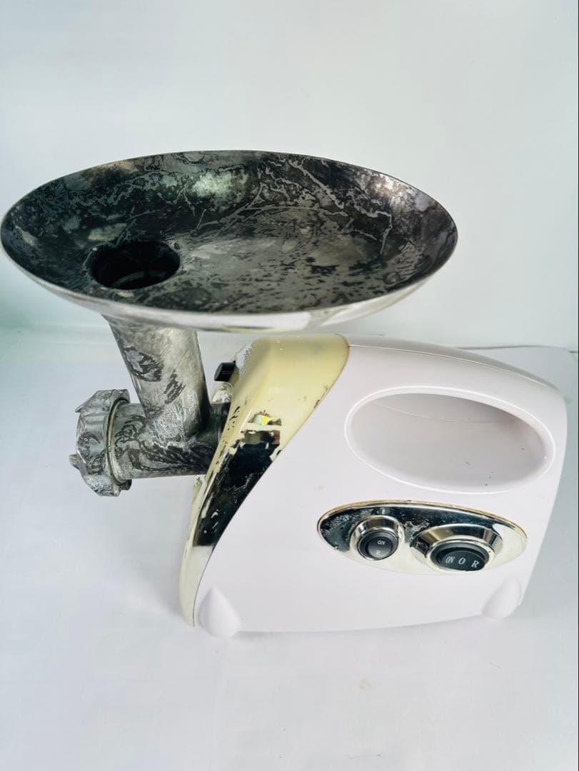 【美品】家庭用電動ミートグラインダー　挽肉き機　MaGiLL製　電動ミートミンサ