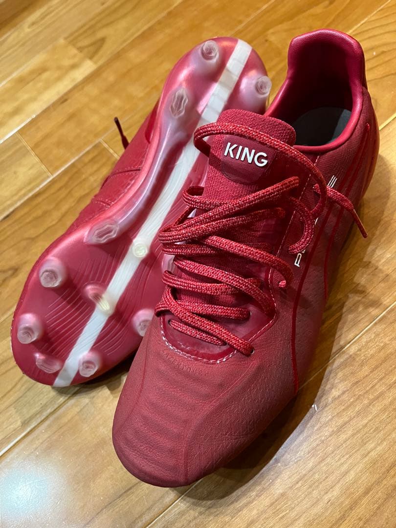 PUMA KING プラチナム 911 レーザータッチ FG/AG 26cm 赤