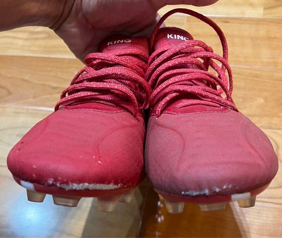 PUMA KING プラチナム 911 レーザータッチ FG/AG 26cm 赤