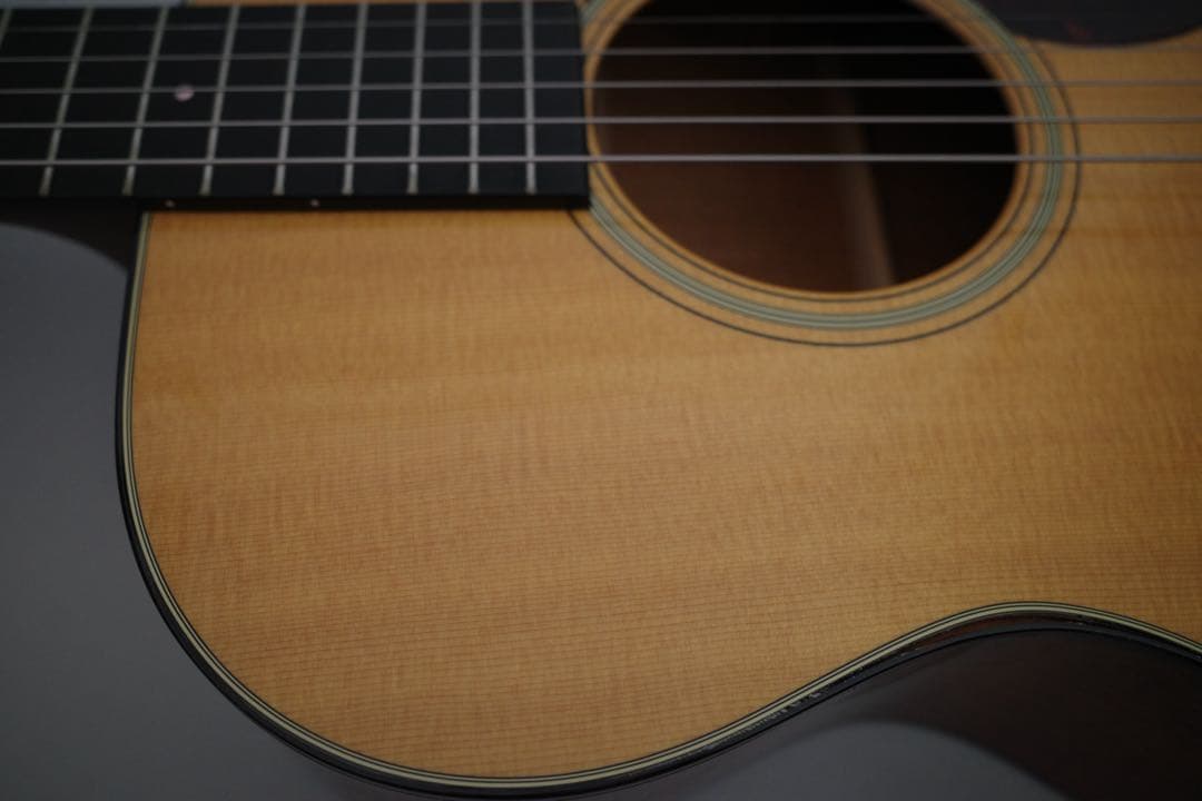 Martin OOO-18 美品 2020年新品購入、純正ハードケース付