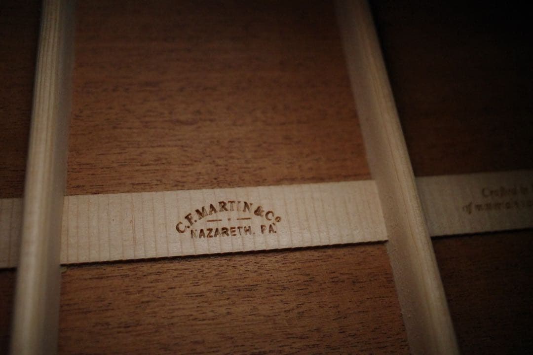 Martin OOO-18 美品 2020年新品購入、純正ハードケース付