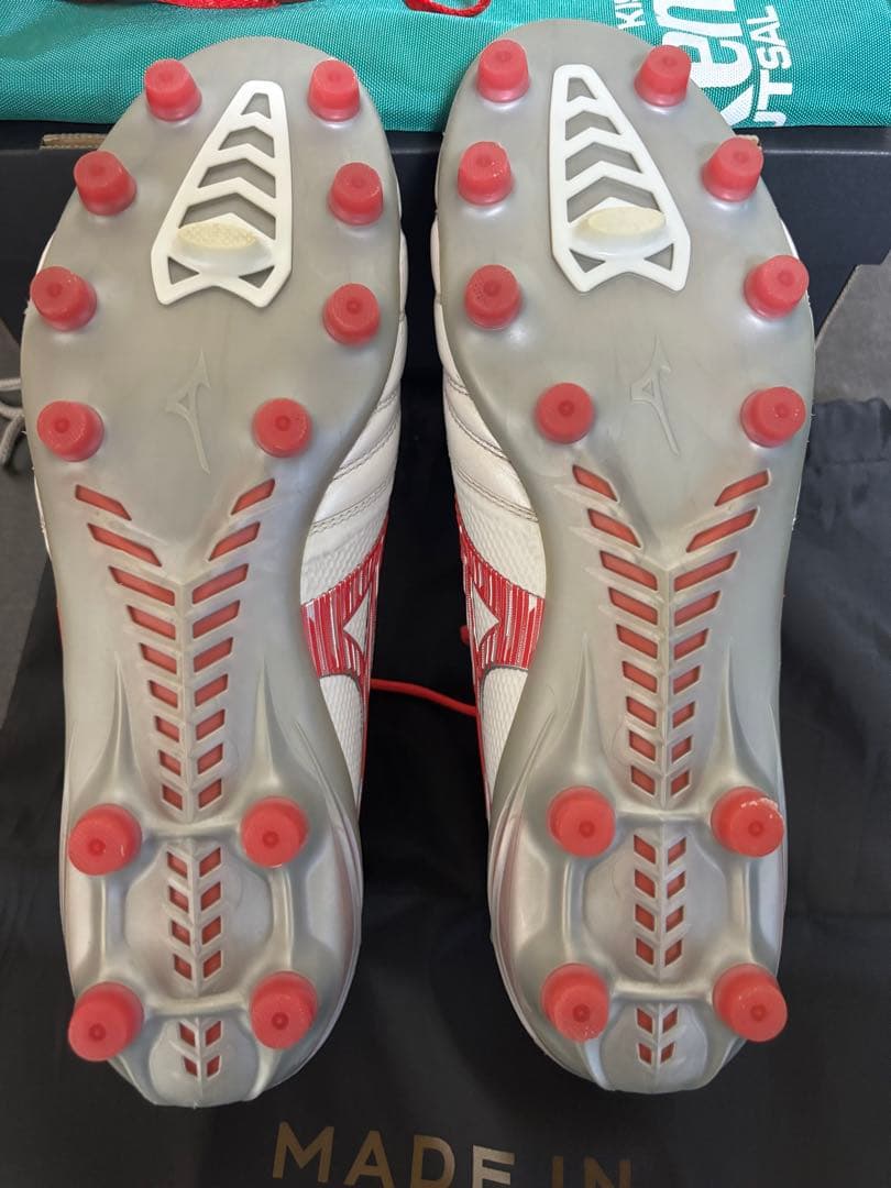 ミズノ モレリアネオ4β Japan