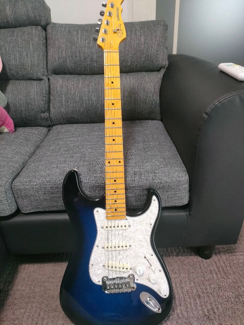 G&L　LEGACY　極美品