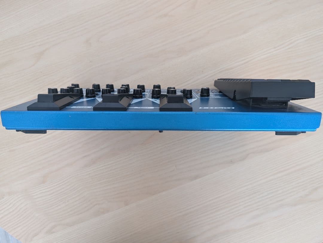 【どんくん】BOSS ME-50 ギターエフェクター（ケースおまけ）