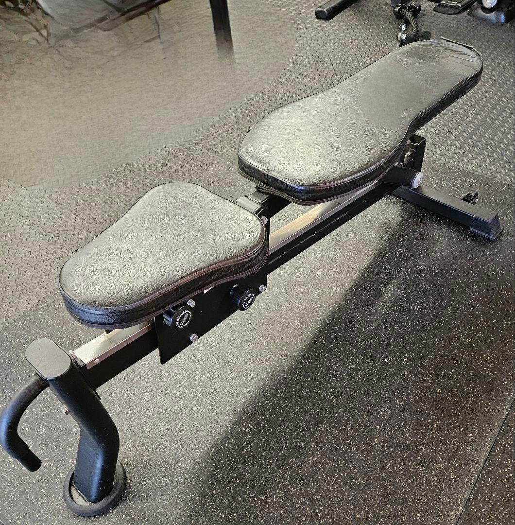 「引取限定」業務用　インクラインベンチ