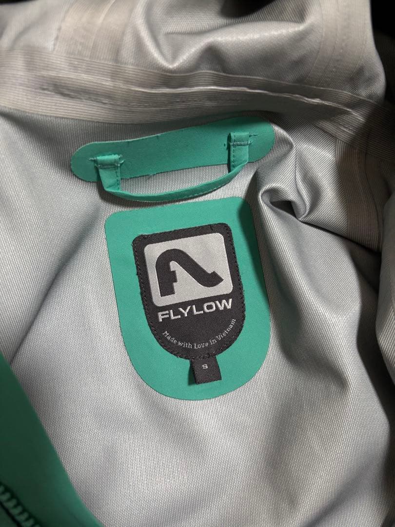 Flylow スキーウエア スノーボードウエア