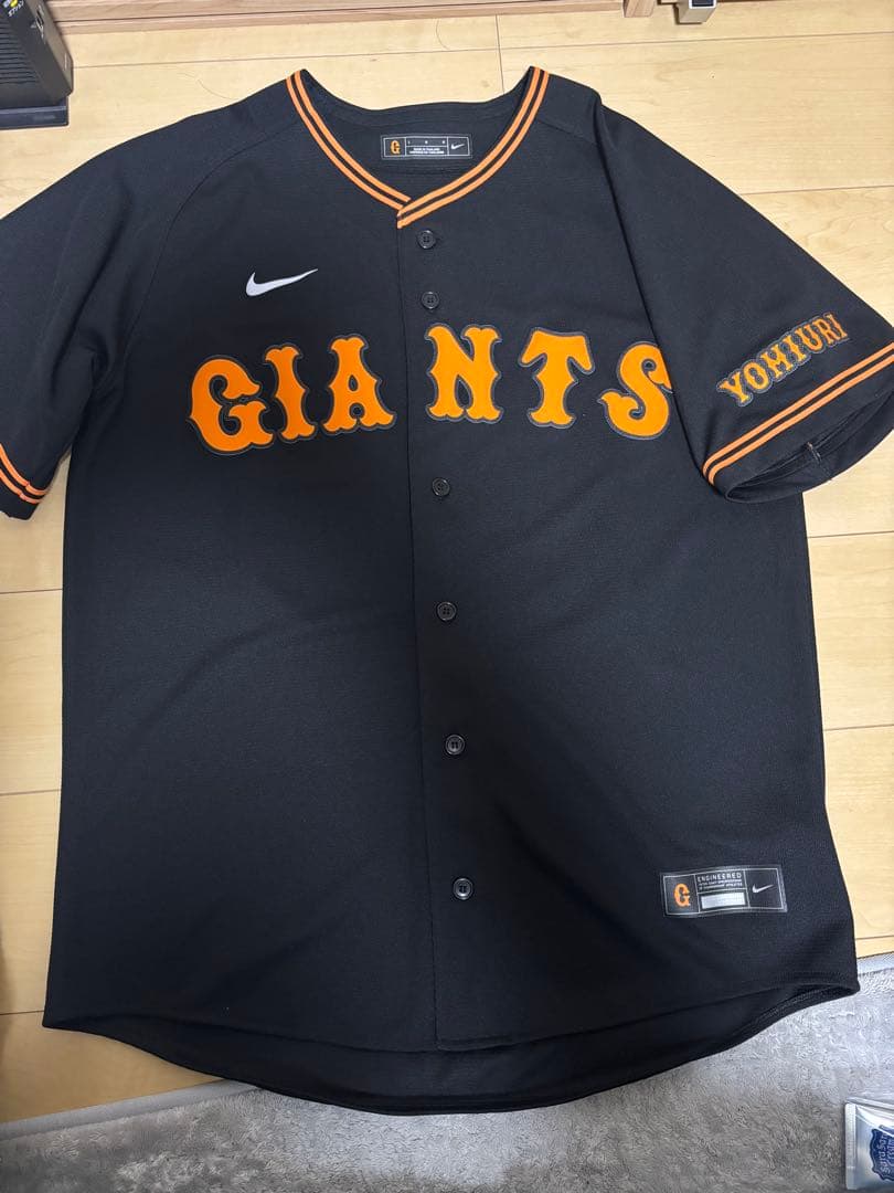巨人 読売ジャイアンツ 岡本和真 アンダーアーマー ユニフォーム ブラック L
