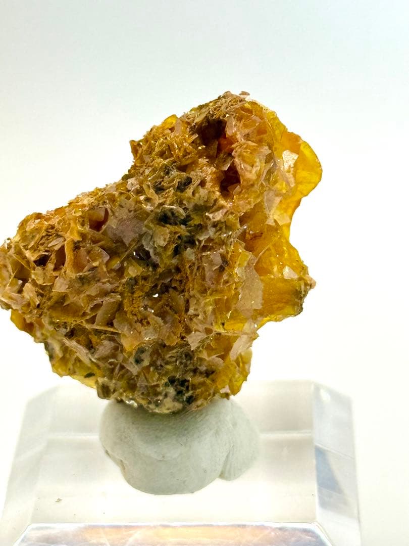 ウルフェナイト　モロッコ産　原石　鉱物標本　水晶　天然石　モリブデン鉛鉱