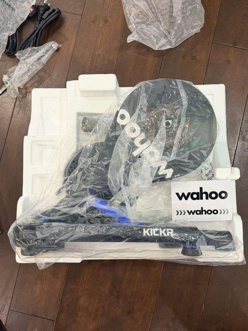 Wahoo KICKRスマートバイクトレーナー ジャンク