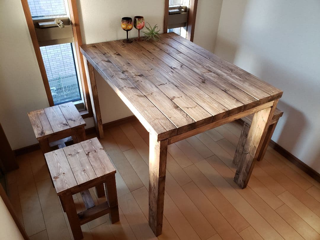 アンティーク　ダイニングテーブル+ベンチ　ウォールナット仕上げ