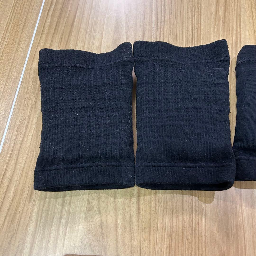 【送料込み】バレーボール ミズノ 肘サポ アシックス 膝サポ 子ども おまけ付き