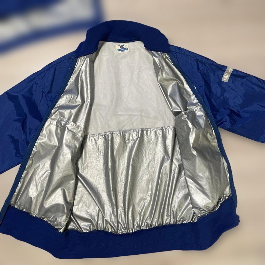 ネイビーウィンドブレーカー フード付き