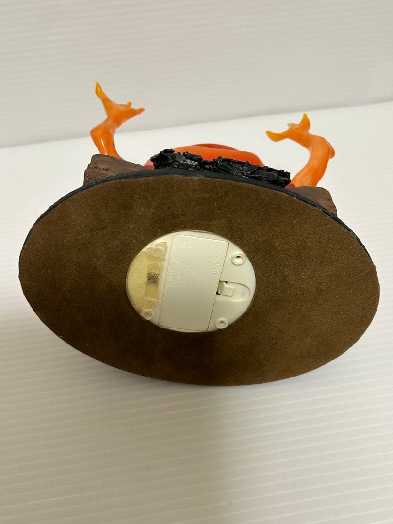 ハウルの動く城・ジブリ，カルシファーメラメラ ライト　未使用に近い