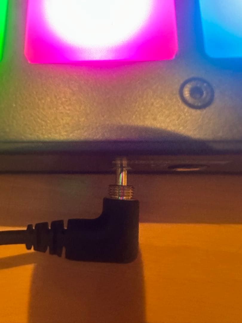 Reloop Mixon 8 Pro DJコントローラー