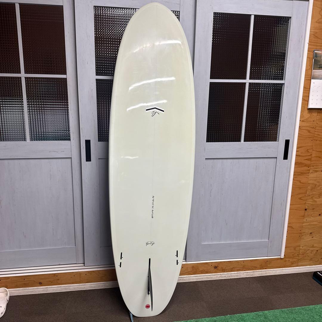 Ryan Earle OUTLIER サンダーボルトミッドレングスサーフボード