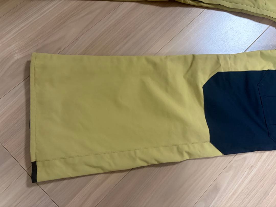 ★超美品★お洒落　ホースフェザーズ　MEDLER　ビブパンツ　スノーボード