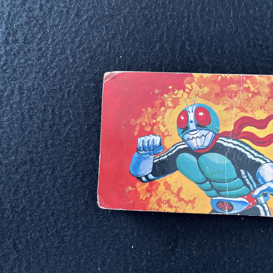 カルビー旧仮面ライダーカード200番台101枚とカードアルバム1冊のセット