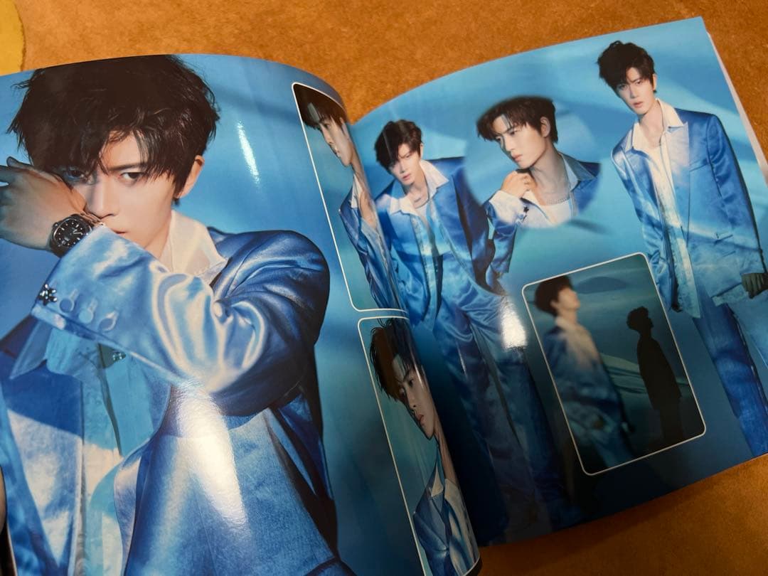 2023(二)アレン・レン（任嘉倫）個人写真集　正方形32p ALLEN写真集