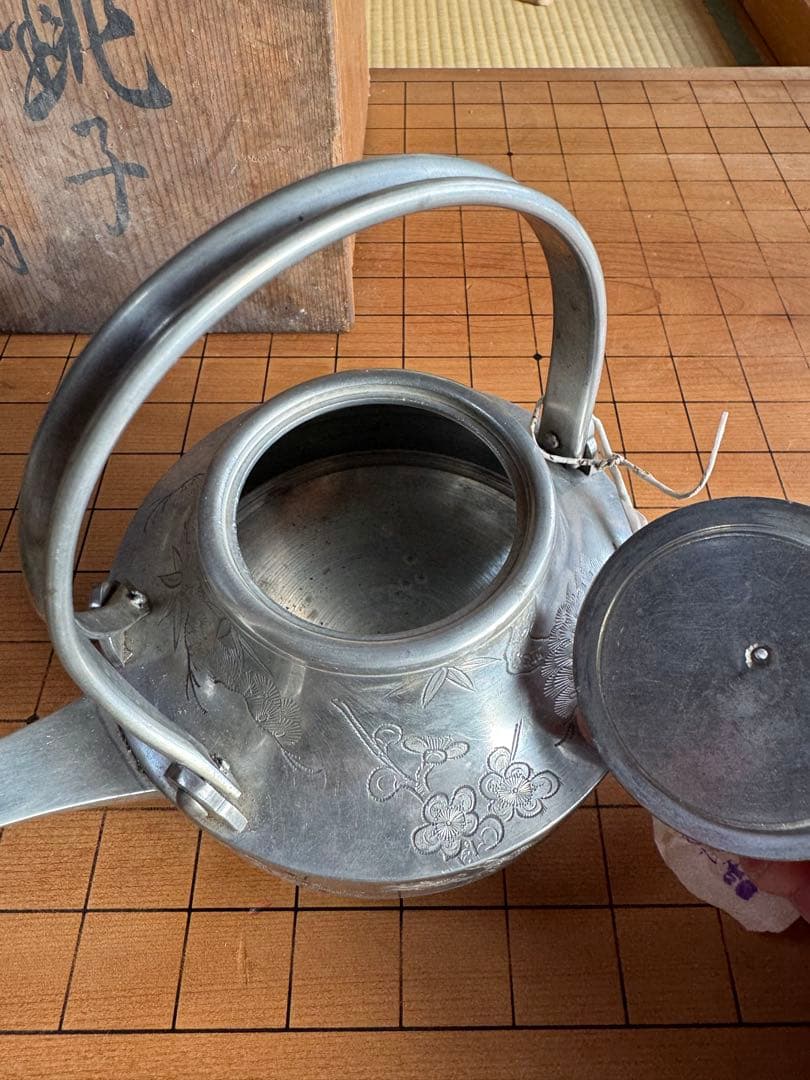 錫急須 彫刻 木箱付き