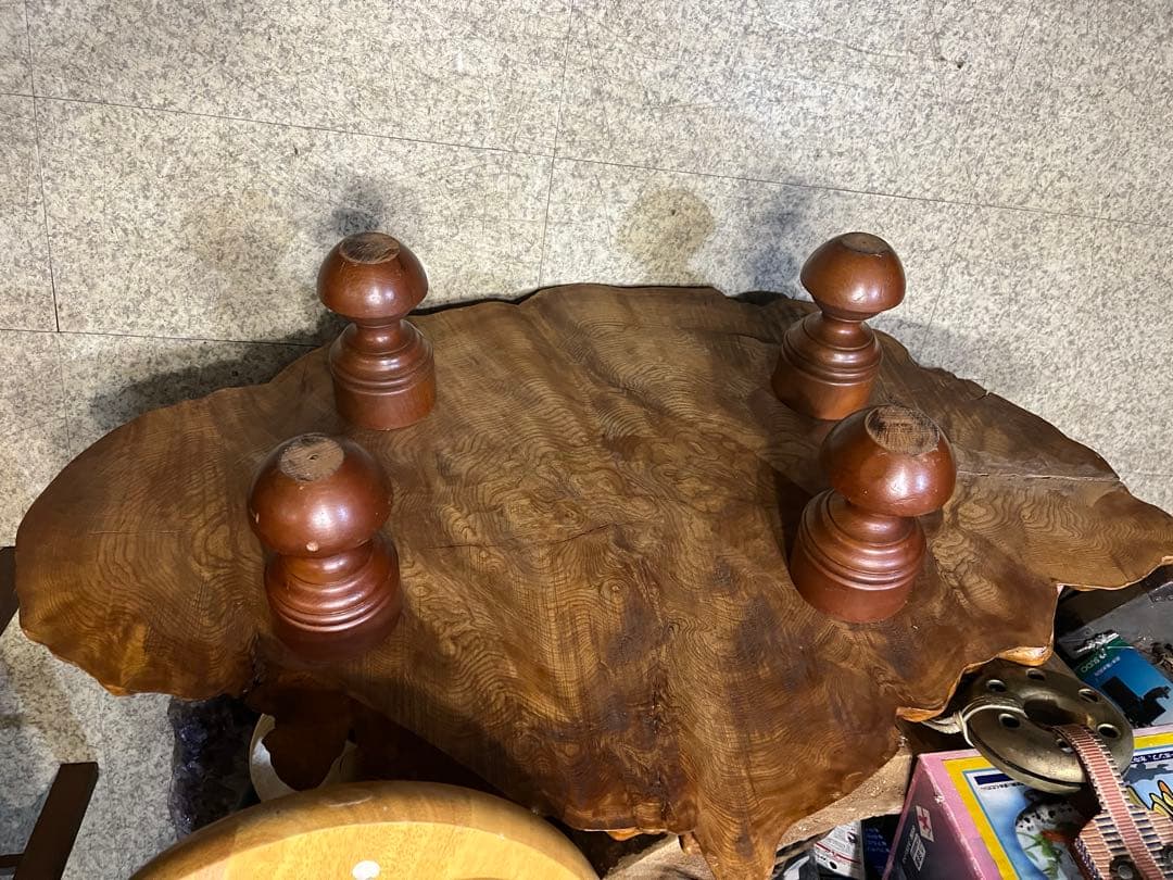 メル82601です 座卓、切り株座卓、一枚板座卓、 一枚板テーブル、切り株