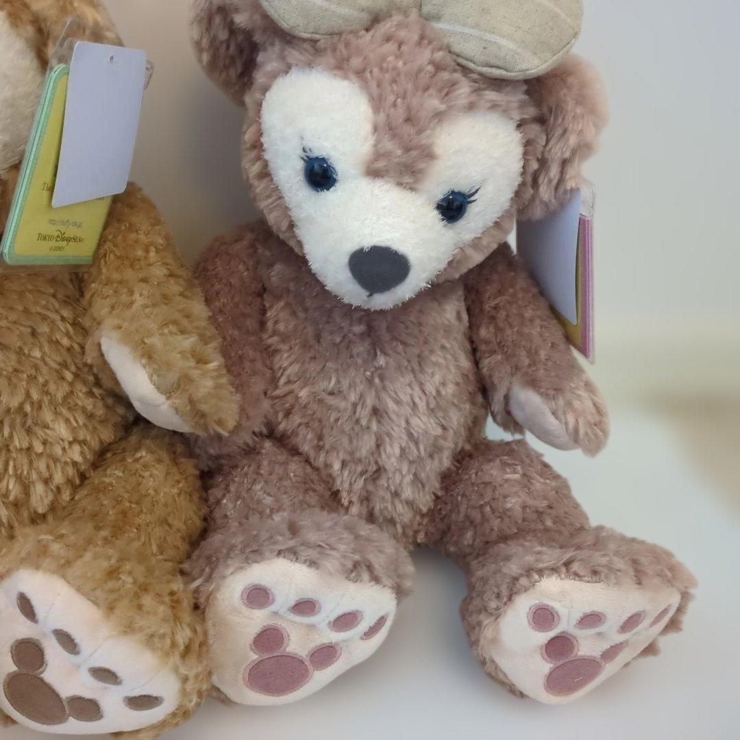 新品タグ付き　ダッフィーとシェリーメイ ぬいぐるみ　２体セット　ディズニー