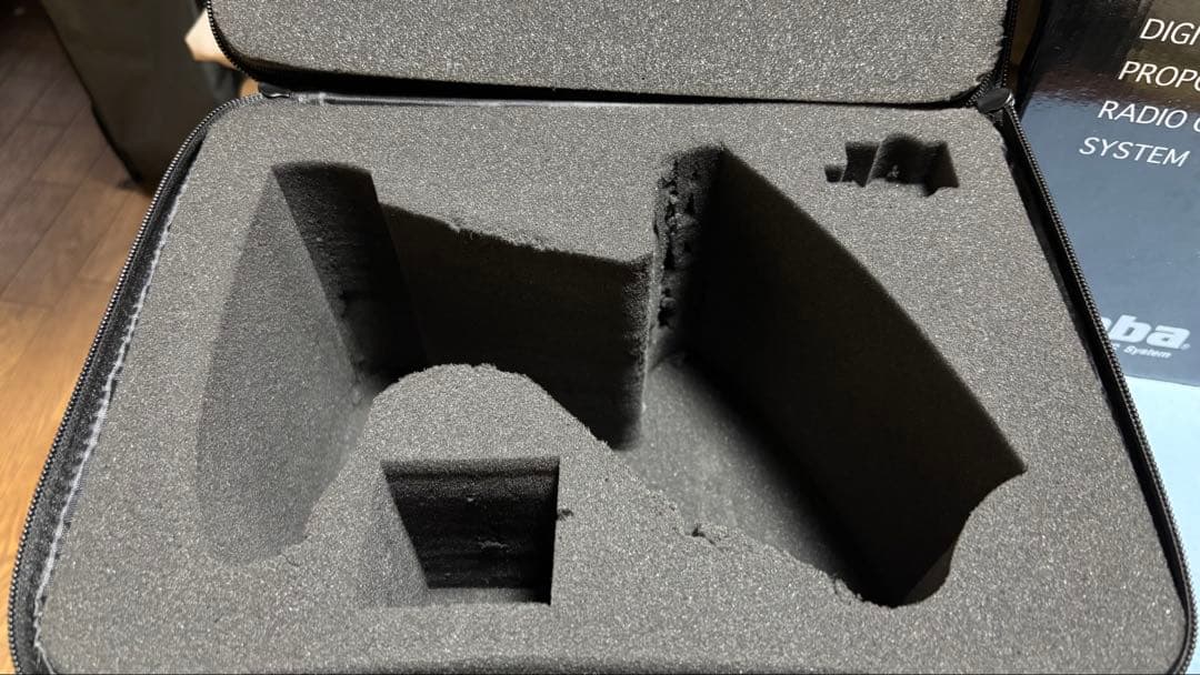 Futaba 10PX ダブルレシーバー プロポバッグ付き