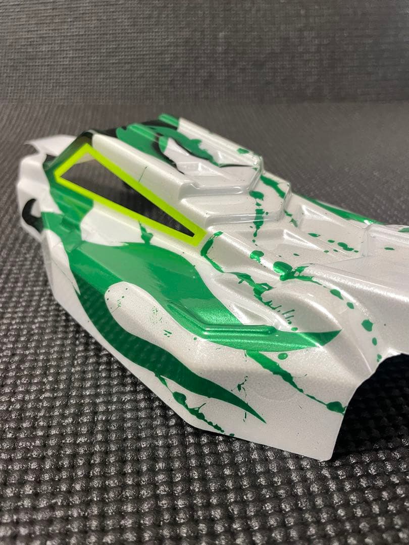 ヨコモ YZ-2 F2ライトウィトRO1.0/SO1.0•2.0用塗装済ボディ