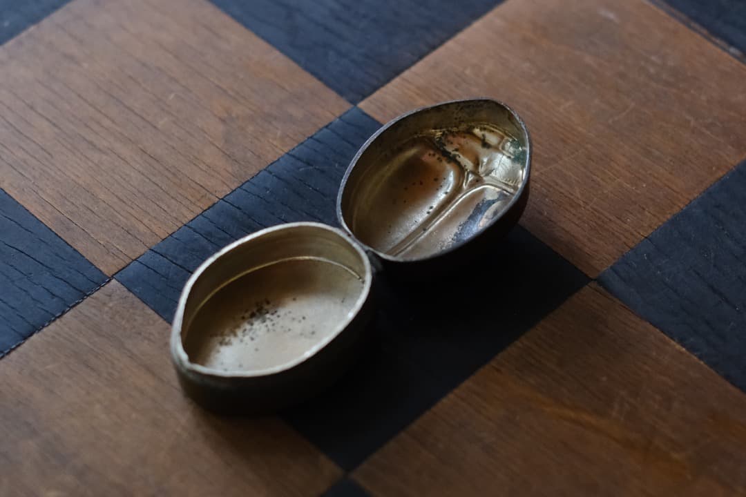 イギリスアンティーク｜てんとう虫のピルケース