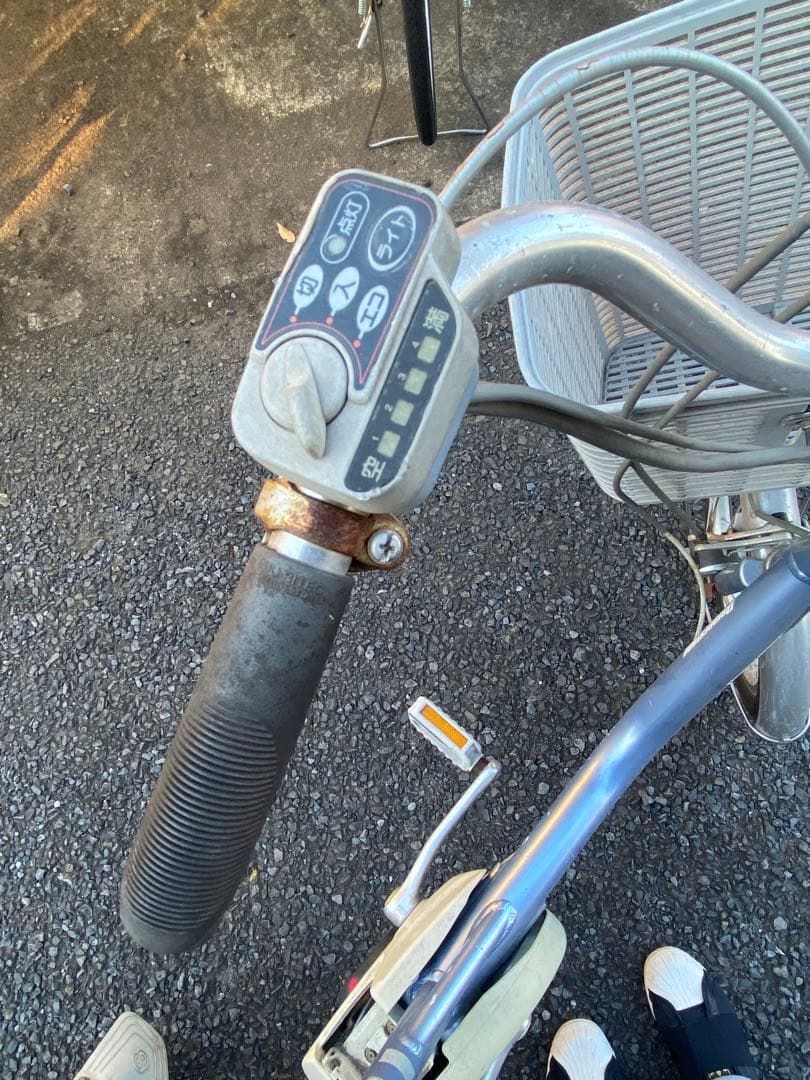 ブリヂストン充電　電動アシスタワゴン三輪車 ブルー