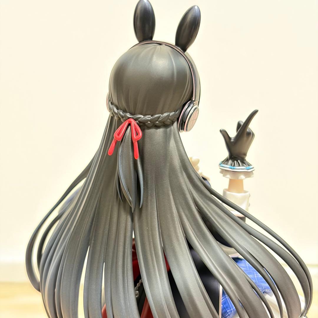 月ノ美兎 「にじさんじ」 1/7 PVC製塗装済み完成品