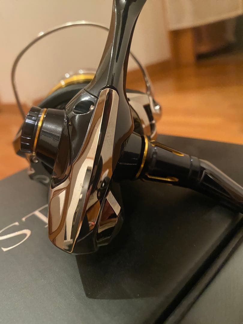 極美品シマノ　20ステラSW6000HG