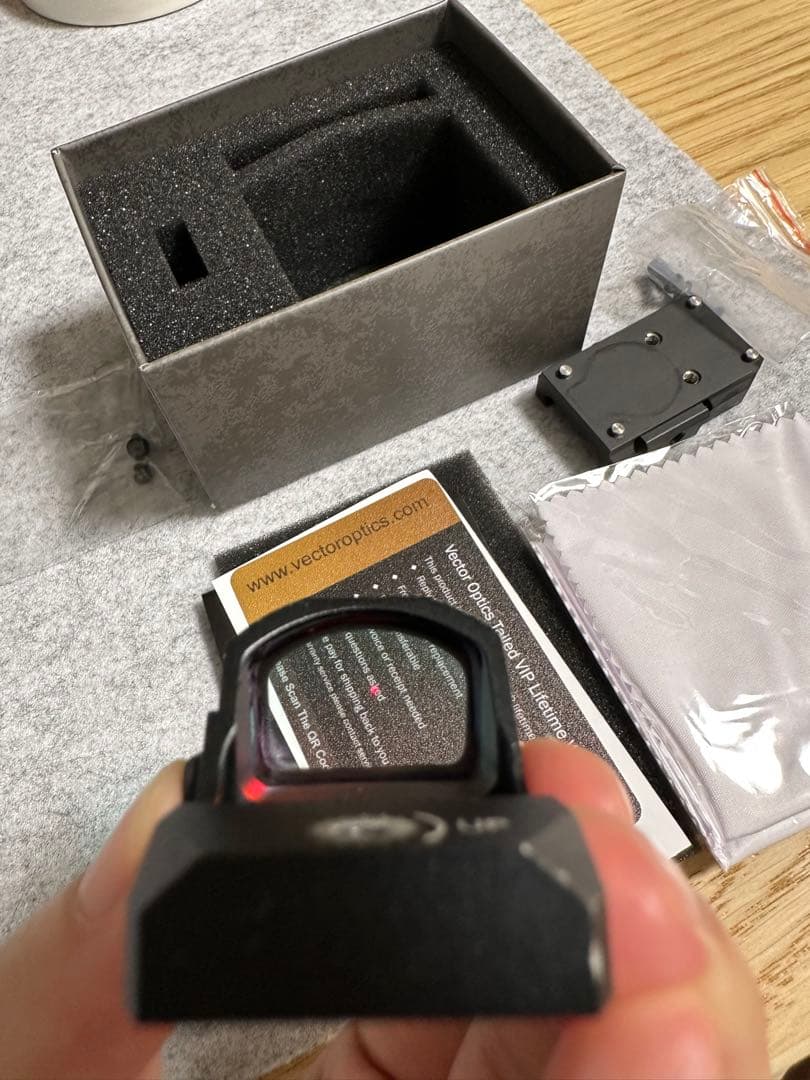 VECTOROPTICS FRENZY レッドドットサイト