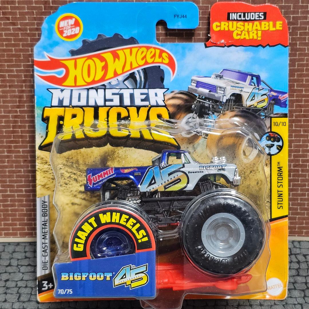 ホットウィール　モンスタートラック　ビッグフット　45周年バージョン