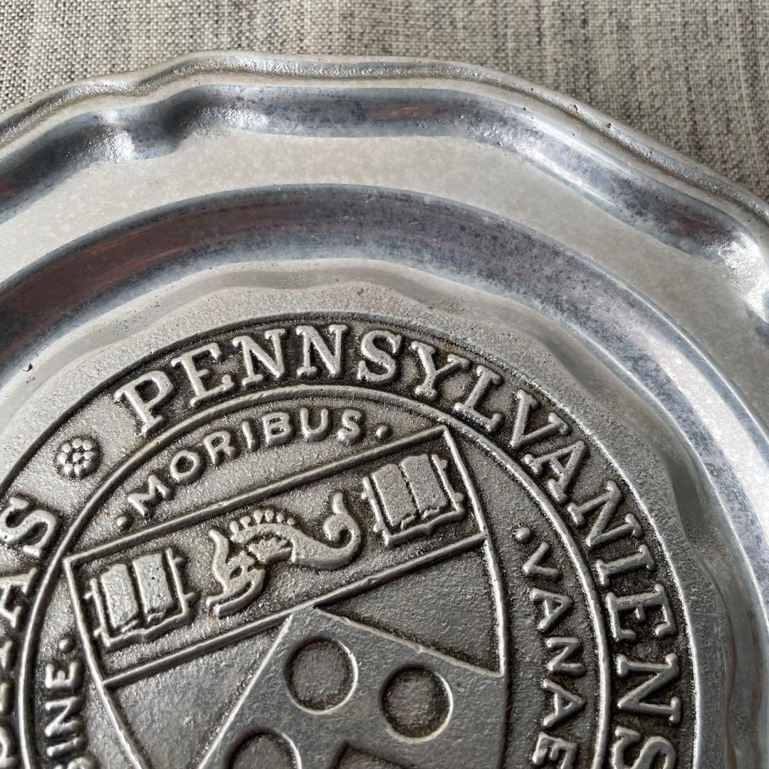 花リム　ペンシルベニア大学 校章 エンブレム ピューター　made in USA