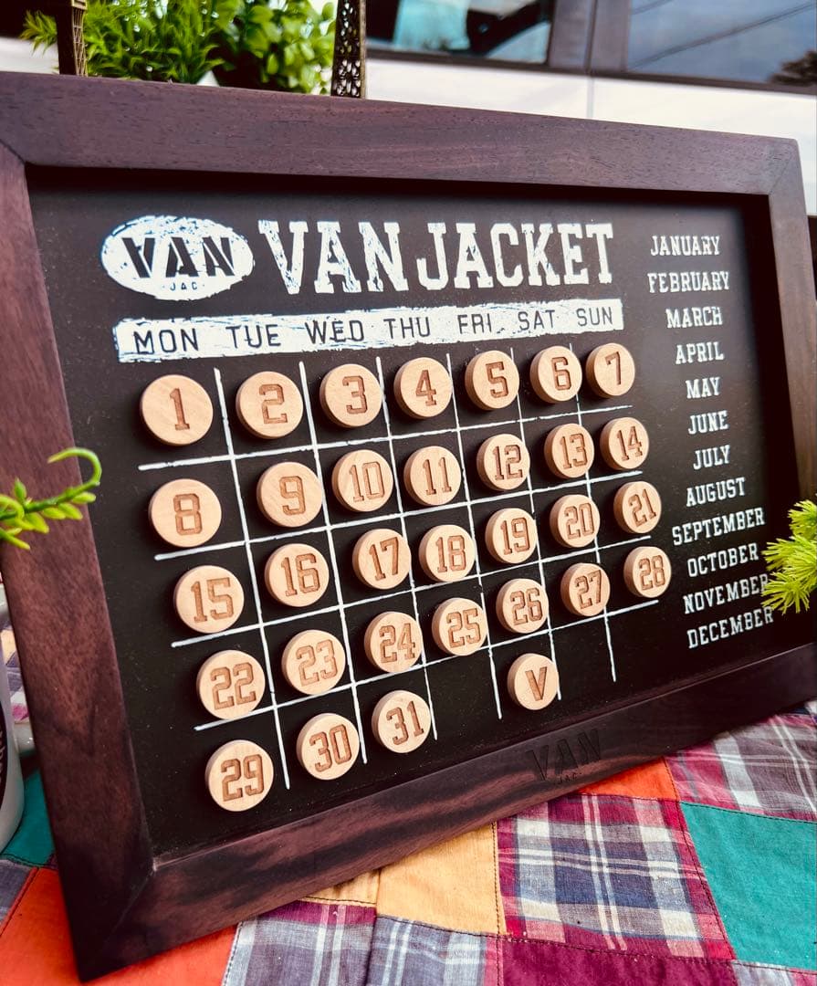 VAN JACKETアンティーク風、マグネット万年カレンダー磁石で並べ替える貴重