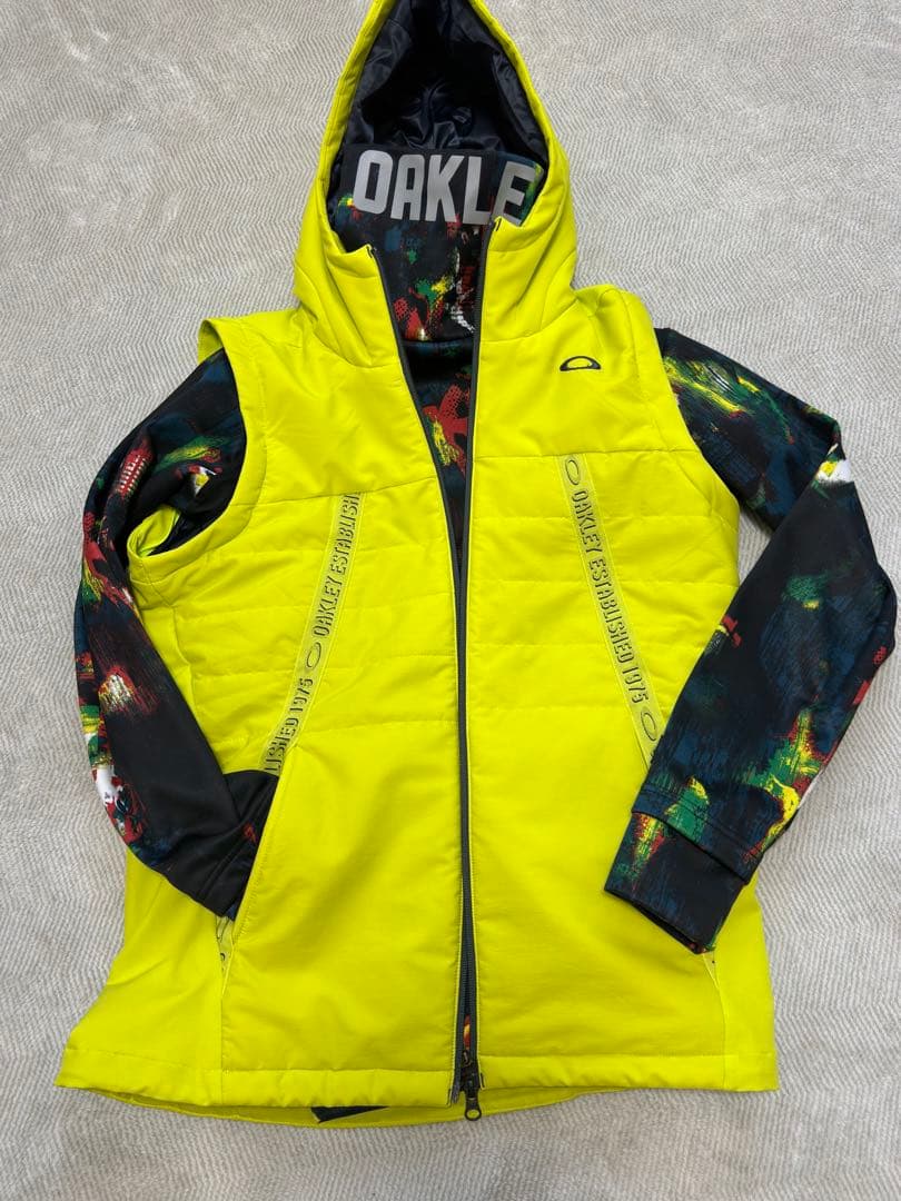 【Oakley】2wayパフジャケット＆ハイネックシャツ セット