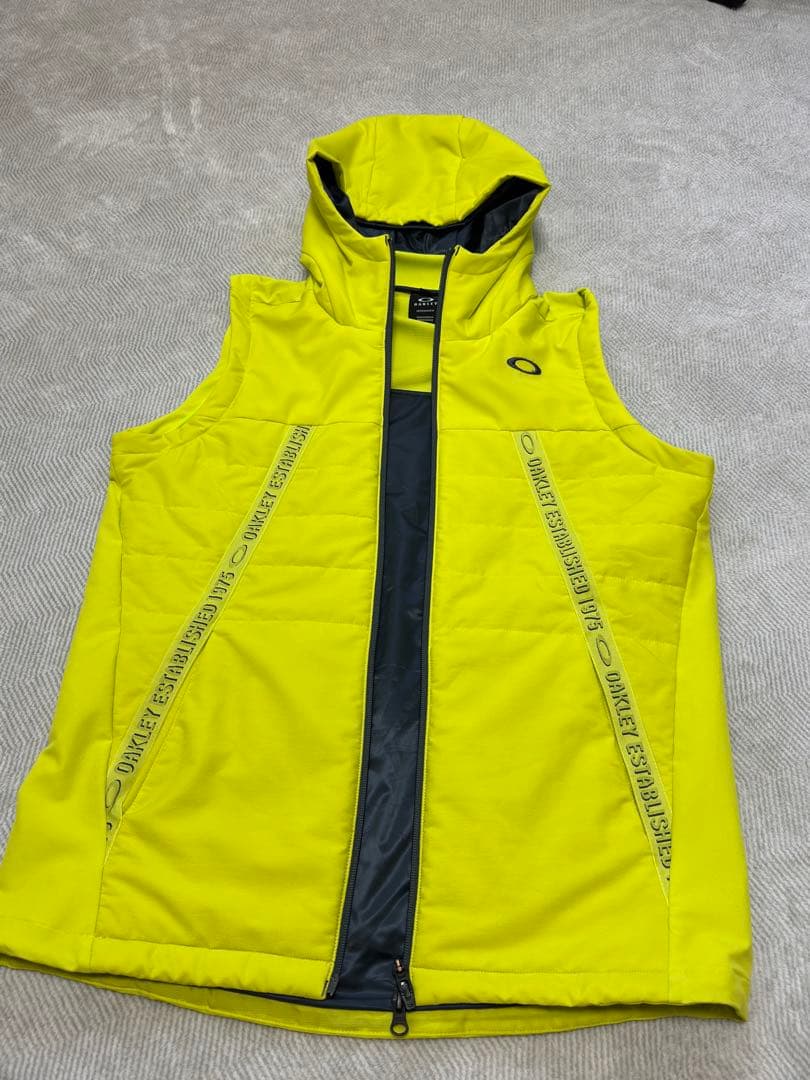 【Oakley】2wayパフジャケット＆ハイネックシャツ セット