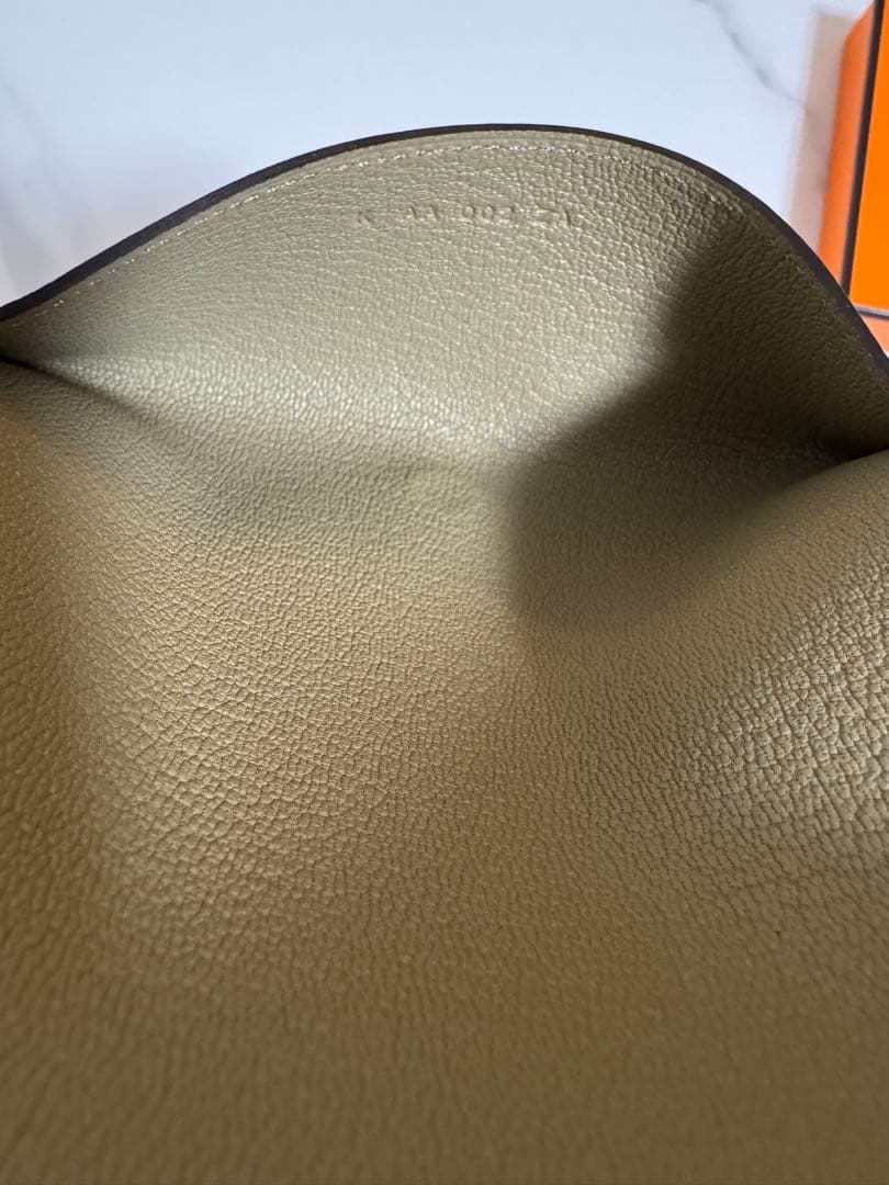 HERMES R.M.S パスポートケース　ベージュ