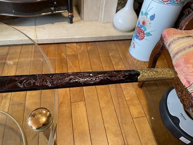 装飾的な日本刀