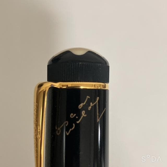 【べる】モンブラン 万年筆 オスカーワイルド 世界限定2万本 18K