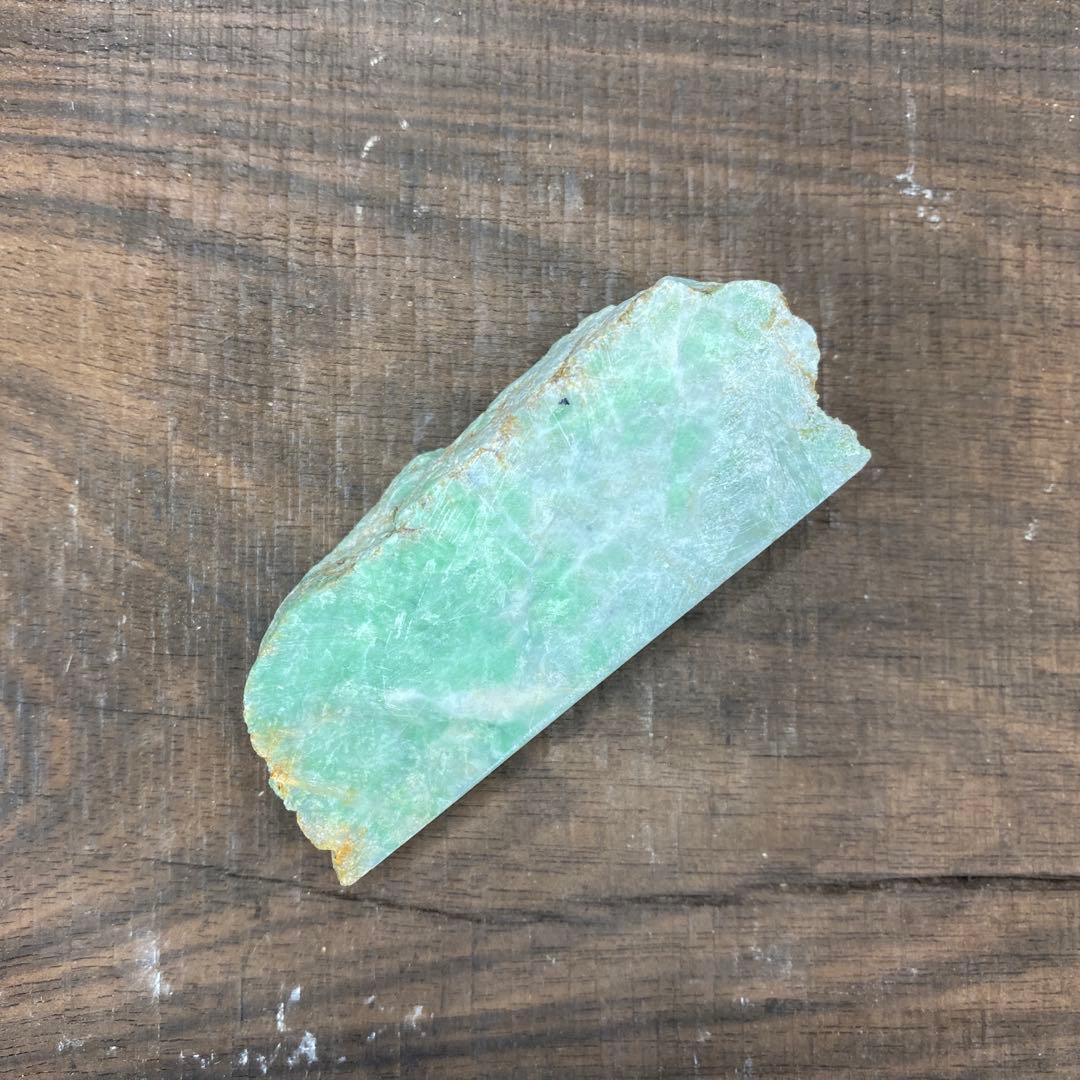 【1493】糸魚川産　翡翠　極上緑　70g　天然石　ヒスイ　宝石　パワーストーン